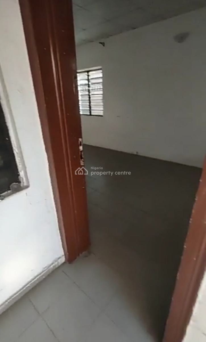 Spacious Room Self Con{ Video}, Abraham Adesanya Estate, Ajah, Lagos, Self Contain (single Rooms) for Rent