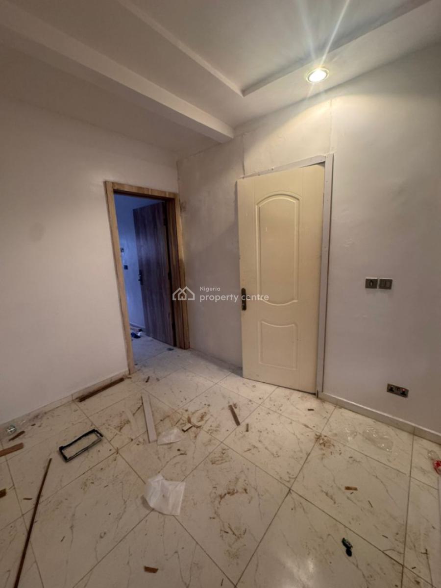 Mini Flat with Fully Fitted Kitchen Serviced with Pool and Gym, Orchid Road, Before The Roundabout, Lekki, Lagos, Mini Flat (room and Parlour) for Rent