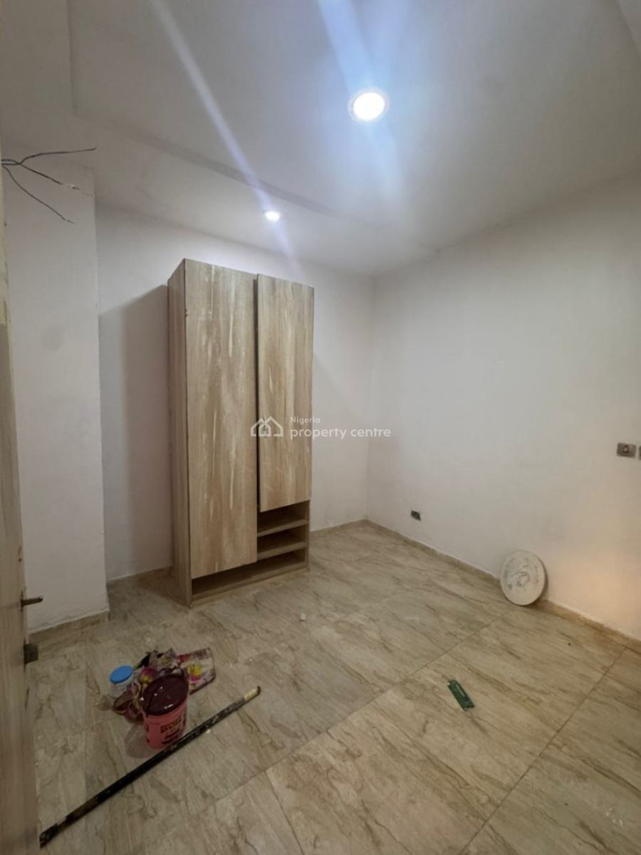 Mini Flat with Fully Fitted Kitchen Serviced with Pool and Gym, Orchid Road, Before The Roundabout, Lekki, Lagos, Mini Flat (room and Parlour) for Rent
