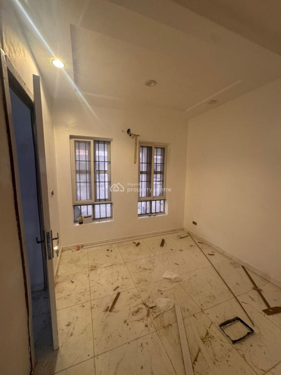 Mini Flat with Fully Fitted Kitchen Serviced with Pool and Gym, Orchid Road, Before The Roundabout, Lekki, Lagos, Mini Flat (room and Parlour) for Rent