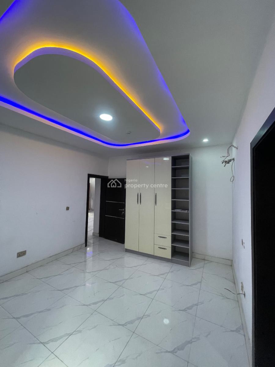 2 Bedroom Apartment, Off Freedom Wayll, Lekki, Lagos, Flat / Apartment for Rent