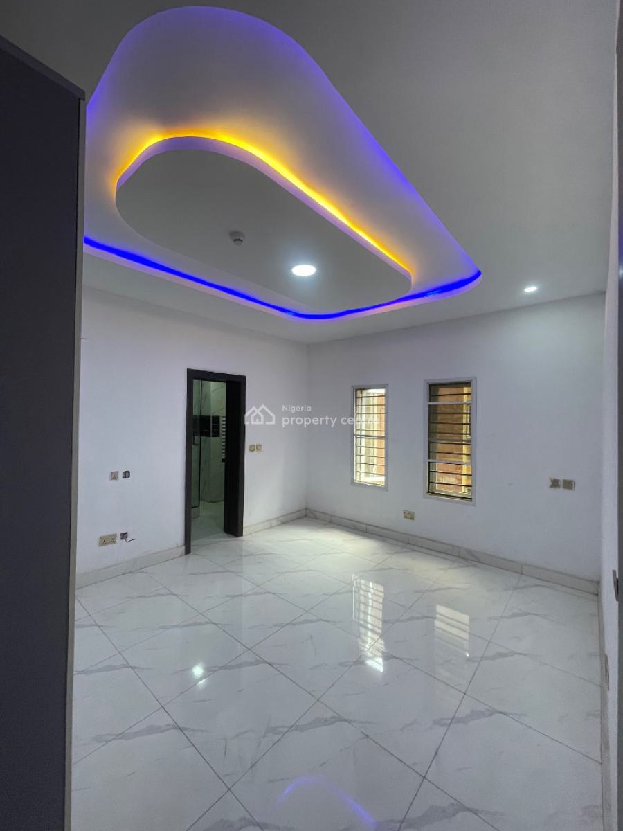 2 Bedroom Apartment, Off Freedom Wayll, Lekki, Lagos, Flat / Apartment for Rent