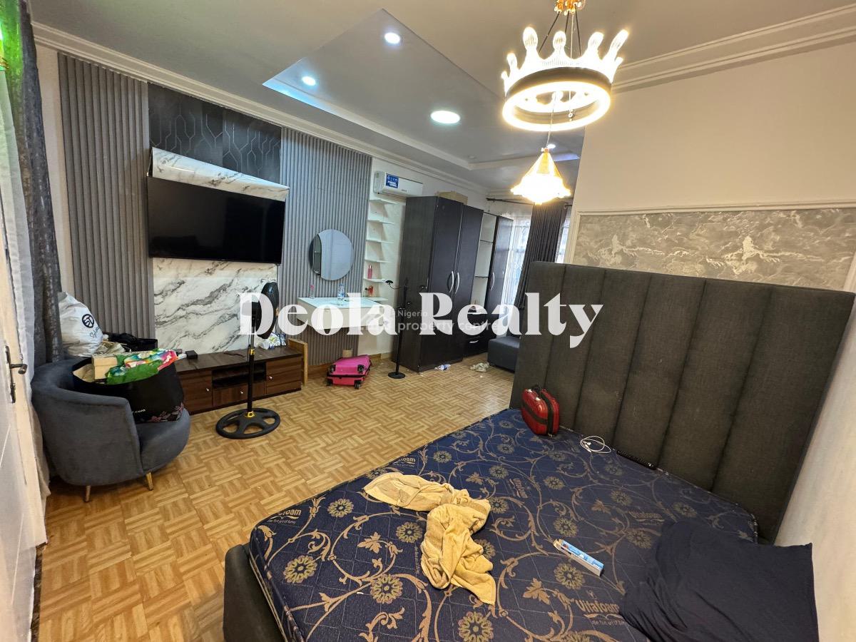 a Very Spacious Room Self Contained, Lekki Phase 1, Lekki, Lagos, Self Contain (single Rooms) for Rent
