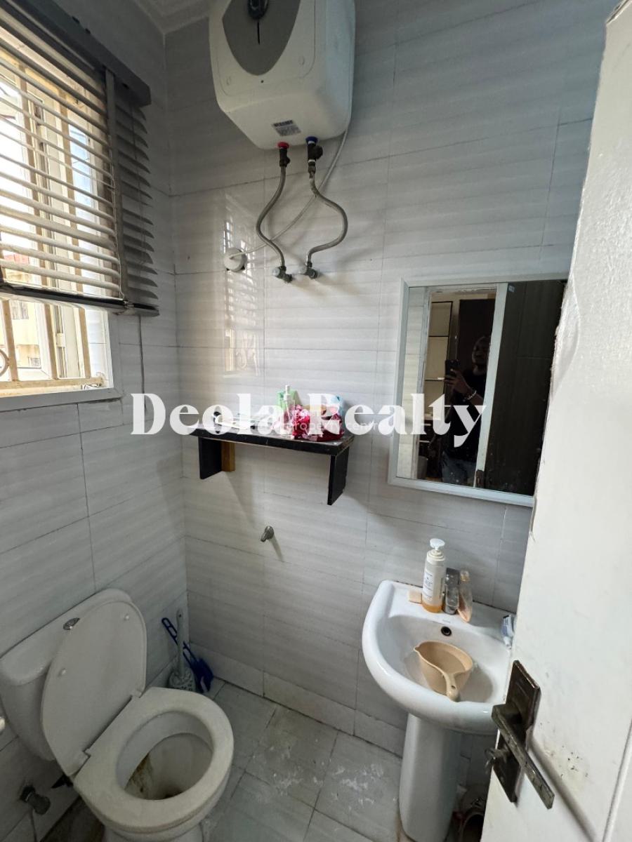 a Very Spacious Room Self Contained, Lekki Phase 1, Lekki, Lagos, Self Contain (single Rooms) for Rent