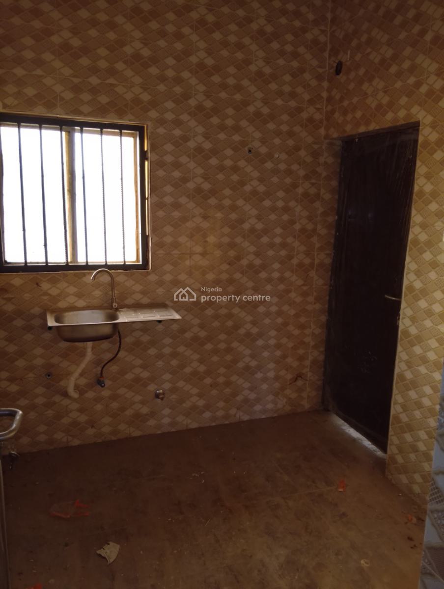Spacious 2 Bedrooms Flat, Philip Emegwali Street, Katampe (main), Katampe, Abuja, Flat / Apartment for Rent