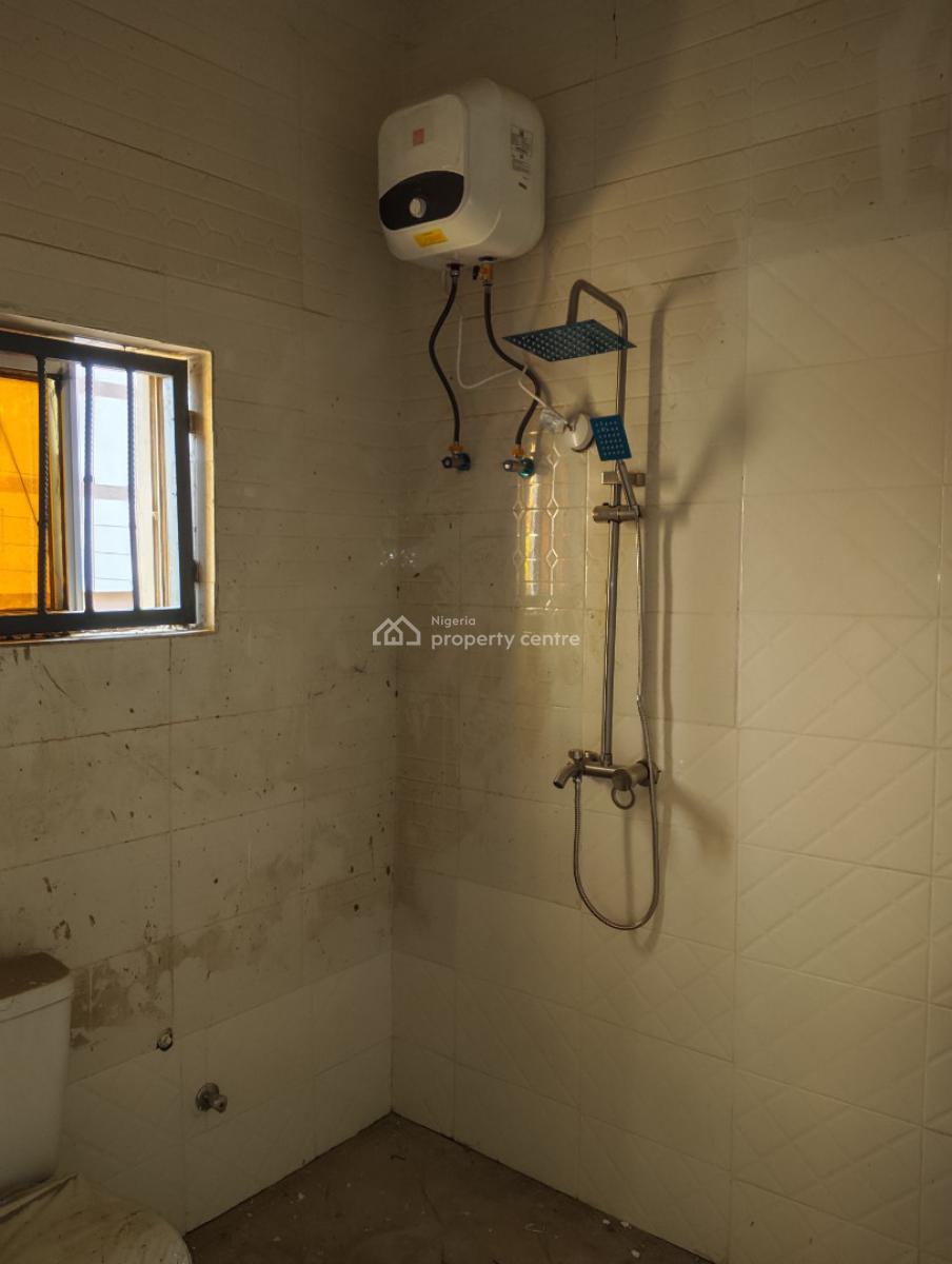 Spacious 2 Bedrooms Flat, Philip Emegwali Street, Katampe (main), Katampe, Abuja, Flat / Apartment for Rent