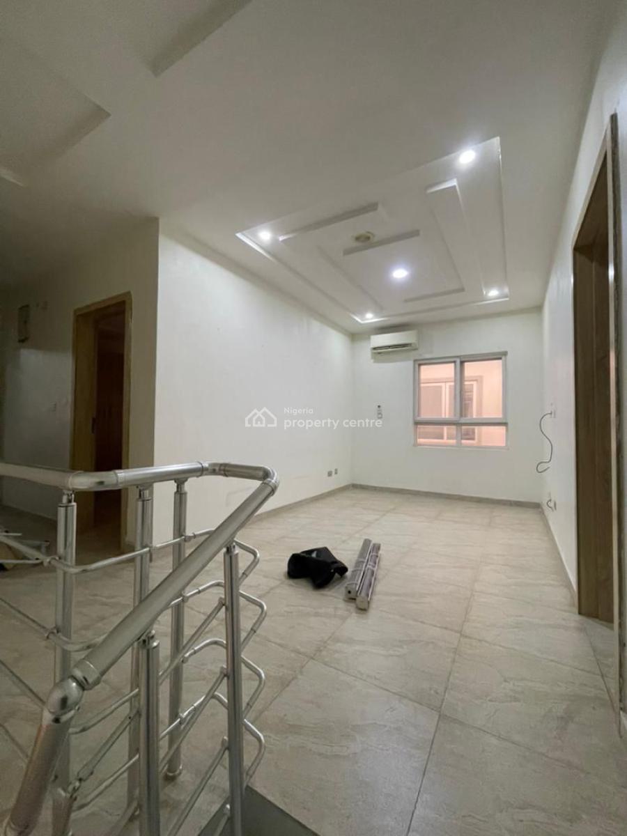4 Bedroom Semi Detached Duplex with Bq, Lekki, Lagos, Semi-detached Duplex for Rent