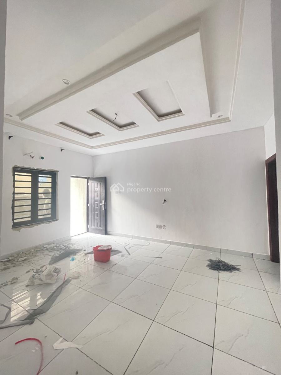 2 Bedroom Apartment Upstairs with Swimming Pool and Gym, Sangotedo, Ajah, Lagos, Flat / Apartment for Rent
