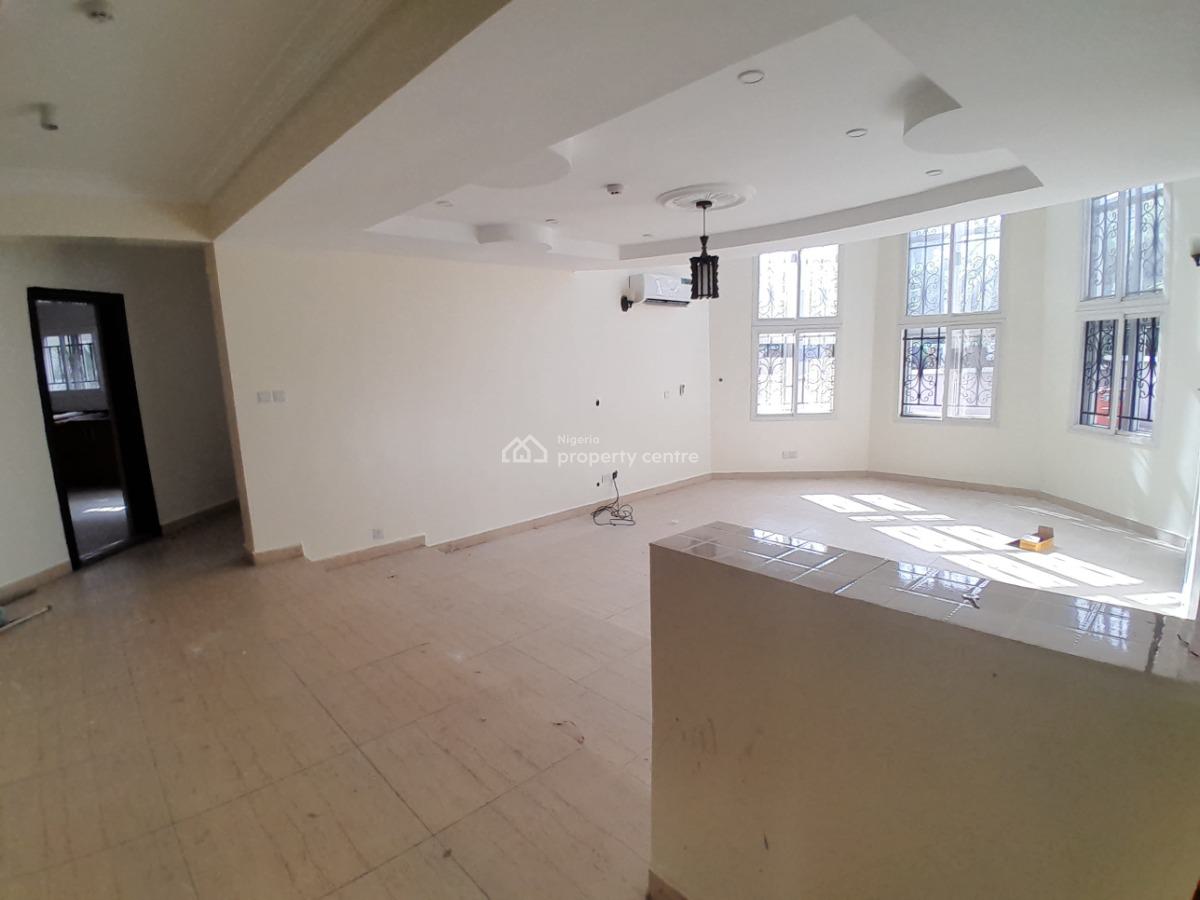 5 Bedroom Semi-detached Duplex with Bq, Royal Gardens Estate, Facing Lekki - Epe Epressway, Ajah, Lekki, Lagos, Semi-detached Duplex for Rent