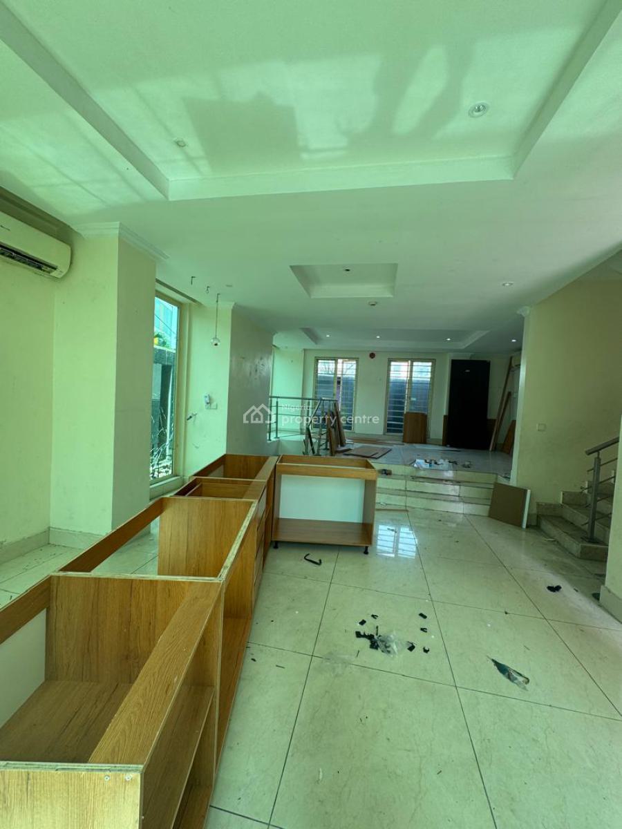3-bedroom Terrace., Ikoyi, Lagos, Flat / Apartment for Rent