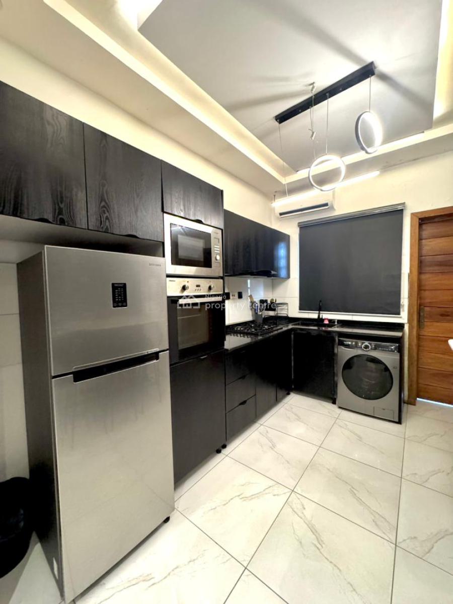Luxury 2 Bedroom Apartment with Ps5, Ikate Ilasan, Ikate, Lekki, Lagos, Flat / Apartment Short Let