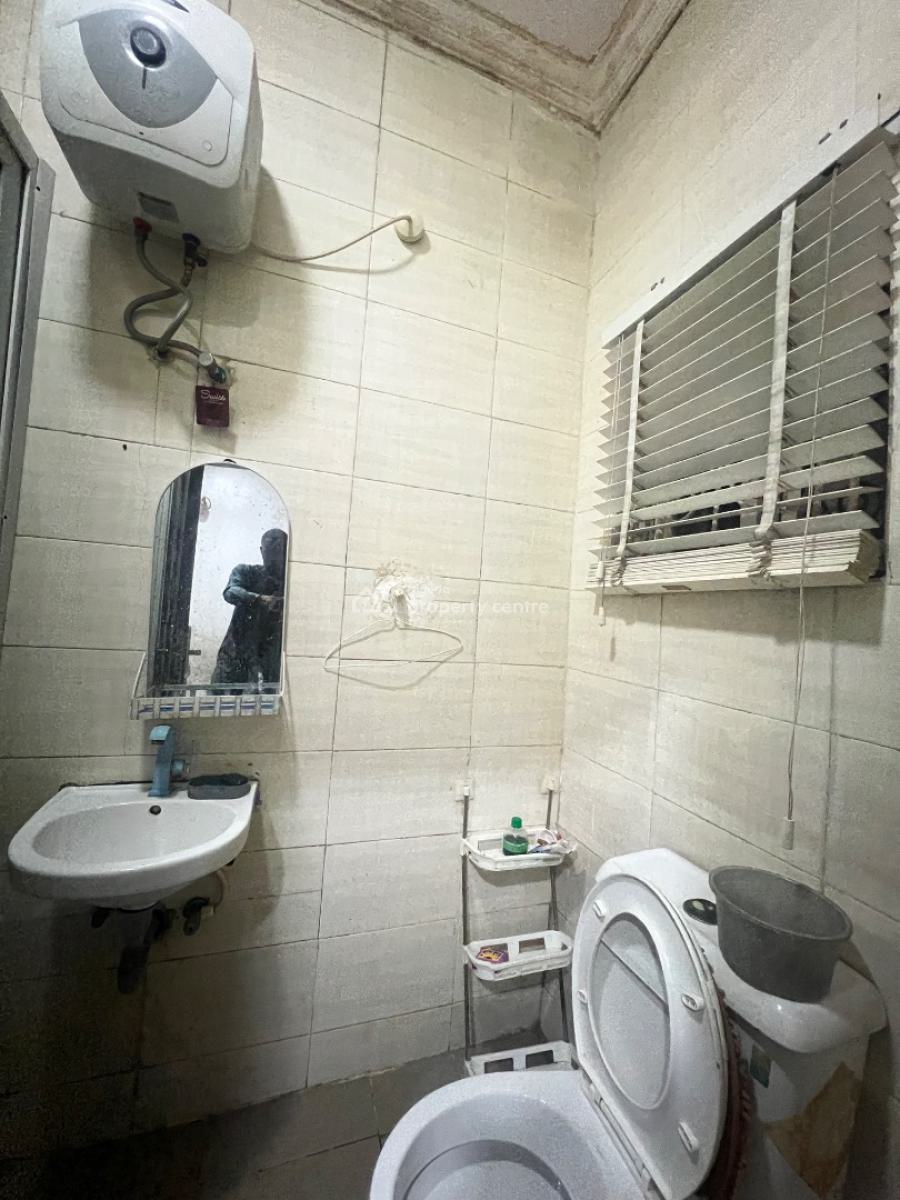 1bedroom Apartment, Ologolo, Lekki, Lagos, Self Contain (single Rooms) for Rent