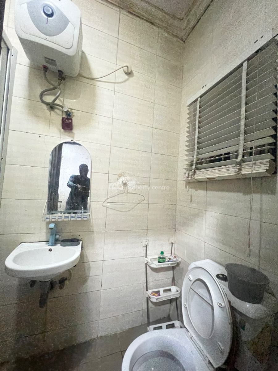 1bedroom Apartment, Ologolo, Lekki, Lagos, Self Contain (single Rooms) for Rent