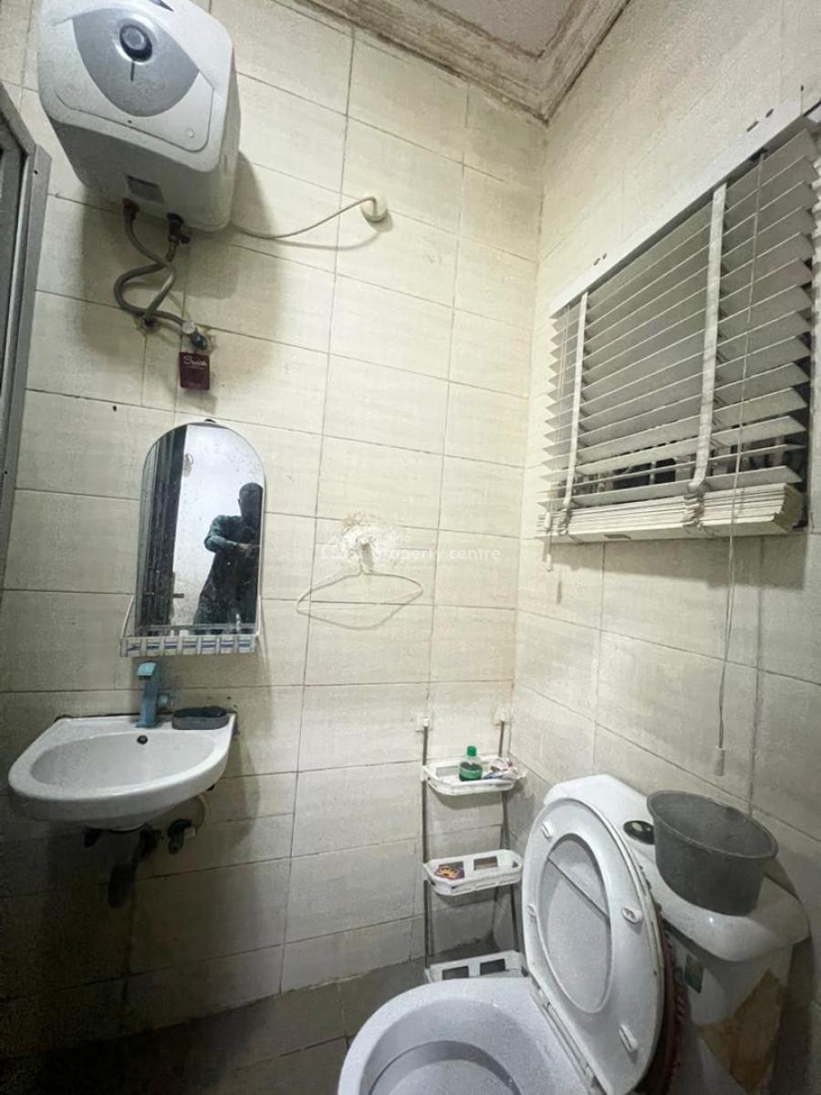 Share Apartment, Ologolo, Lekki, Lagos, Flat / Apartment for Rent