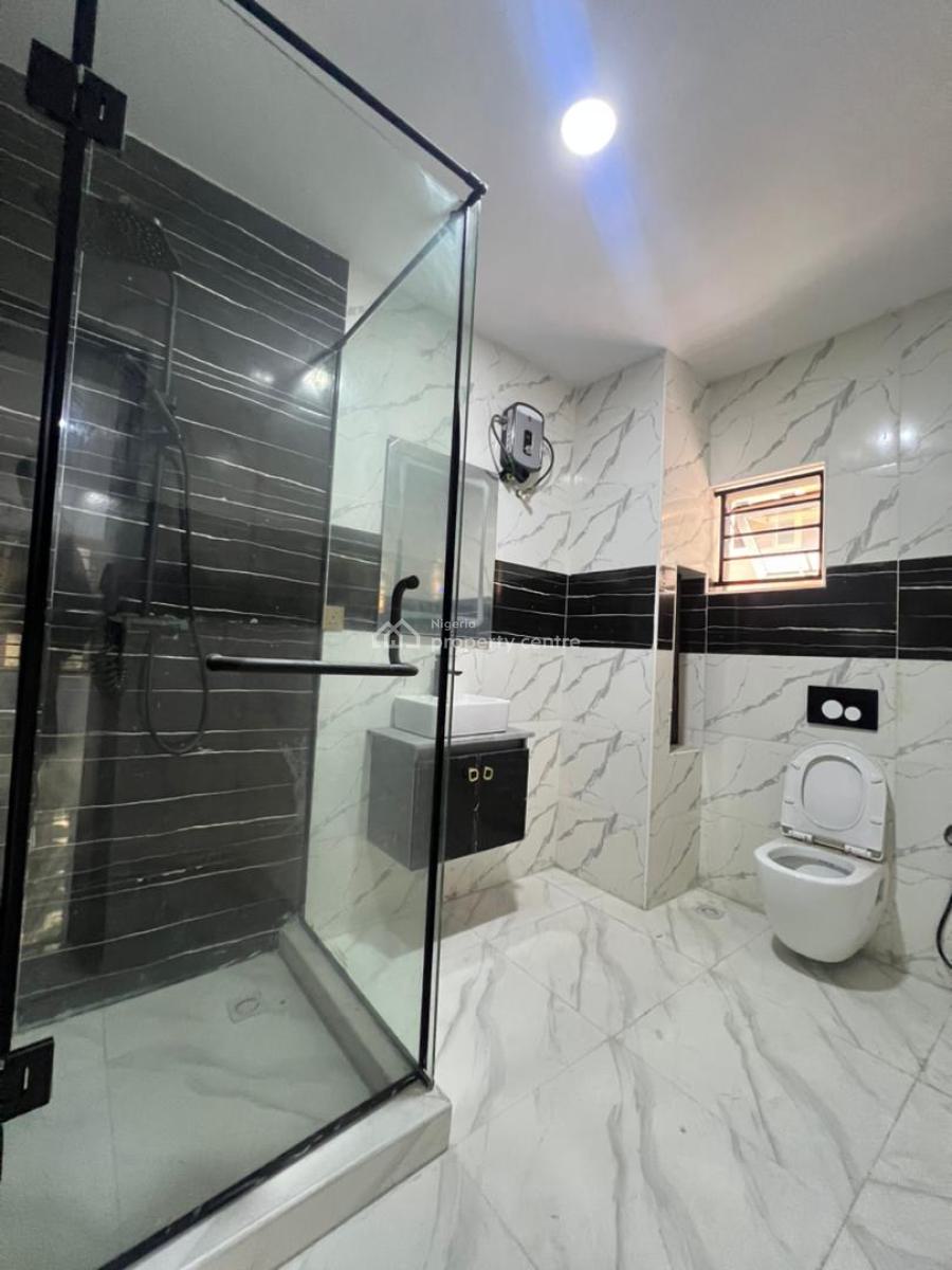 Brand New 2bedroom Apartment, Lekki Phase 1, Lekki, Lagos, Flat / Apartment for Rent