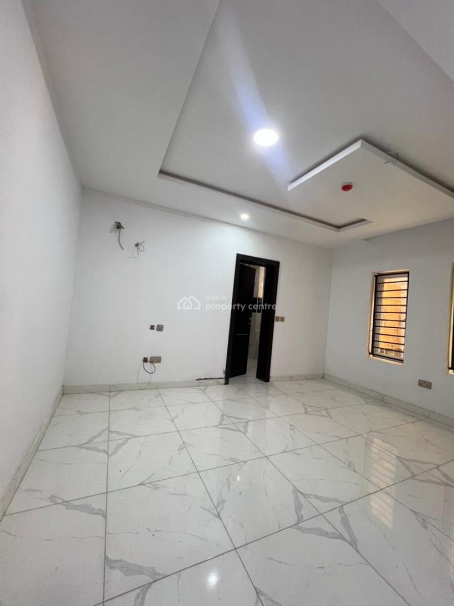 Brand New 2bedroom Apartment, Lekki Phase 1, Lekki, Lagos, Flat / Apartment for Rent