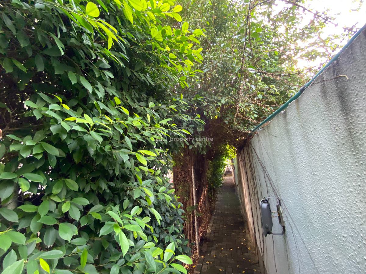 Direct Brief 4-bedroom Terraced House Bq with Court Courtyard, Parkview, Ikoyi, Lagos, Terraced Duplex for Rent