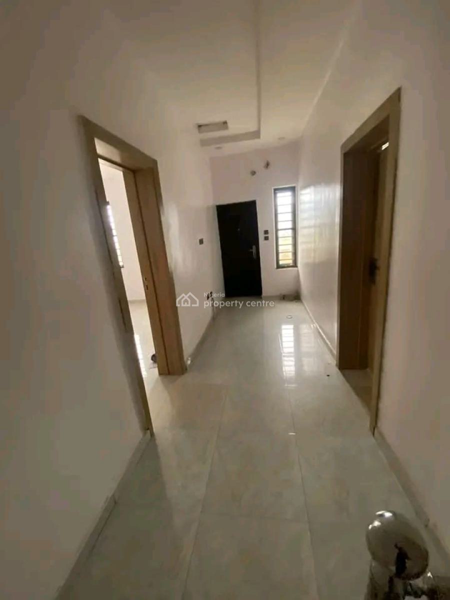 3 Bedrooms Semi Duplex in Orchid Road, Orchid Road, Lekki, Lagos, Terraced Duplex for Rent