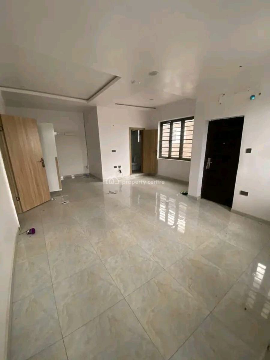 3 Bedrooms Semi Duplex in Orchid Road, Orchid Road, Lekki, Lagos, Terraced Duplex for Rent