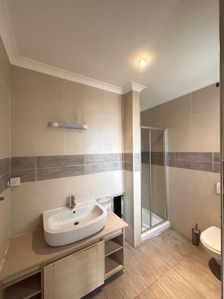 3 Bedroom Apartment with Bq, Swimming Pool, & Gym, Ikoyi, Lagos, Flat / Apartment for Rent