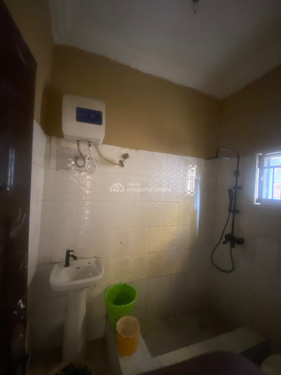 Clean 2 Bedroom Available, Olokonla, Sangotedo, Ajah, Lagos, Flat / Apartment for Rent