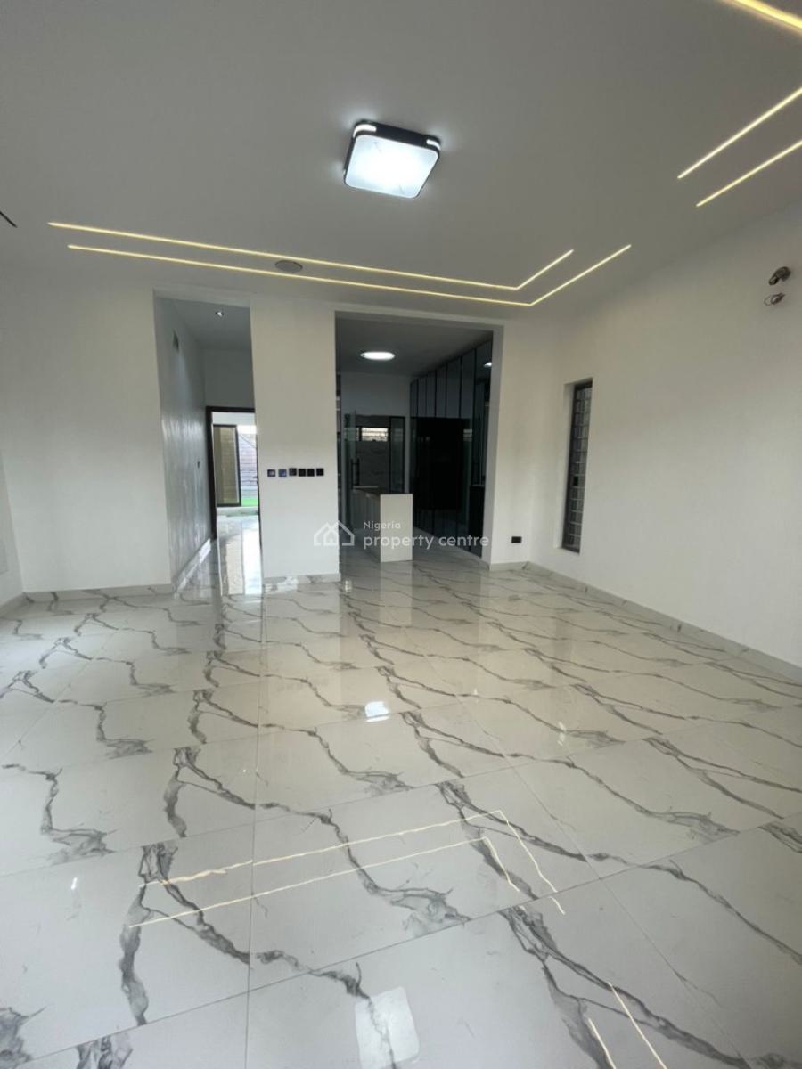 4 Bedroom Terrace Duplex with Pool and Bq, Osapa, Lekki, Lagos, Terraced Duplex for Sale