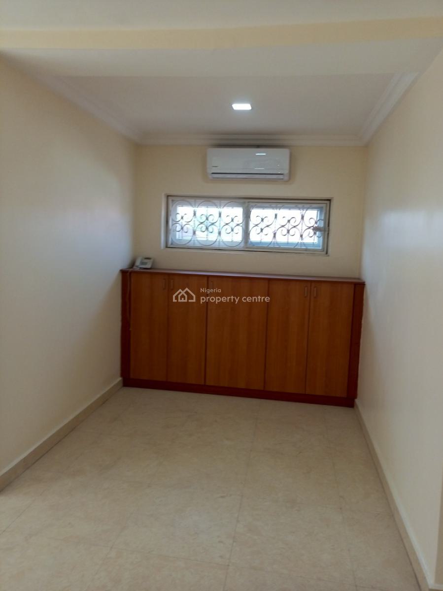 Built By Julius Berger.   New Arrival Edifice.   Tastefully Finished S, By Maitama Main, Maitama District, Abuja, House for Sale