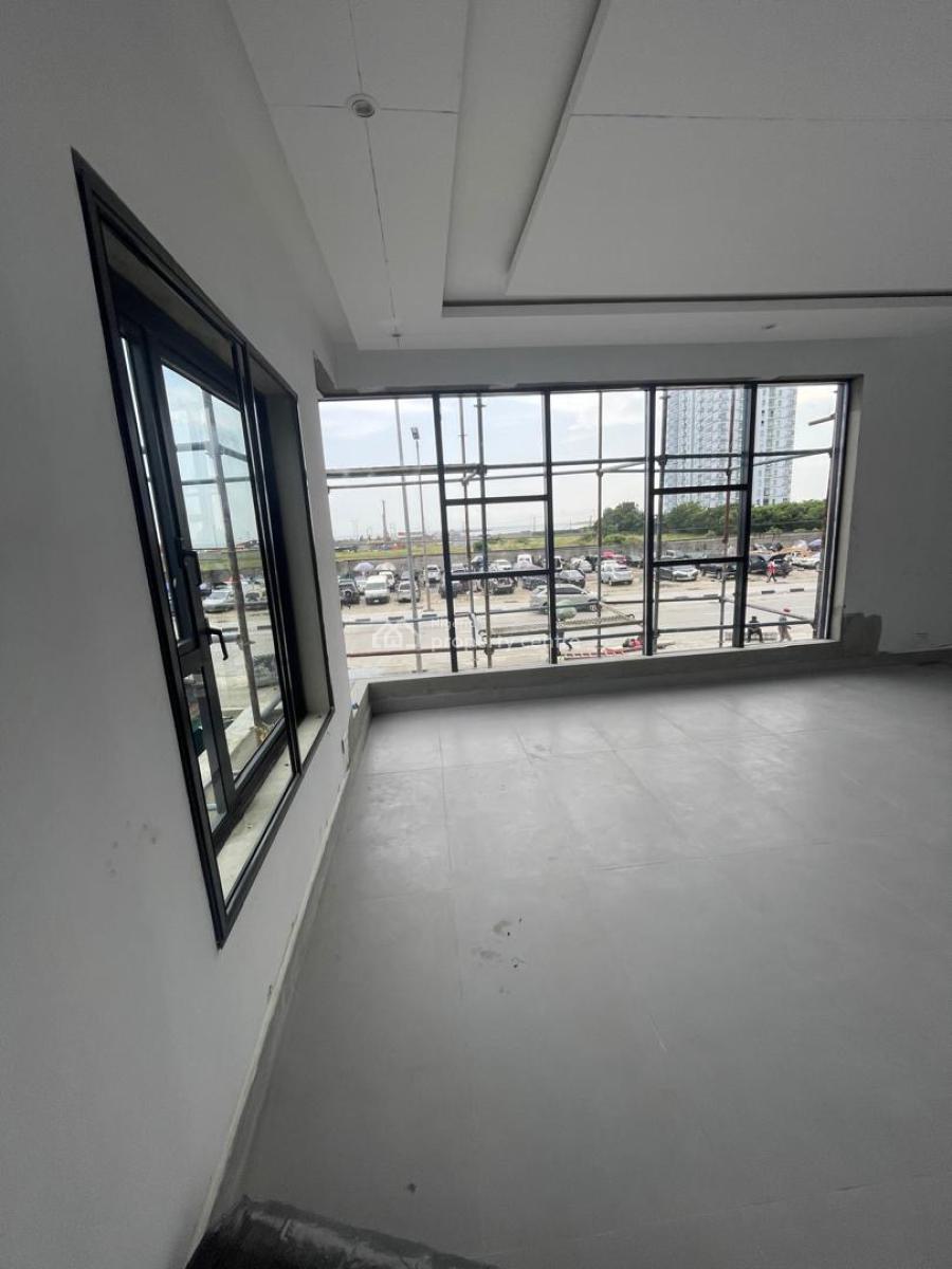 Luxury 3 Bedroom Apartment with Gym, Lekki Right, Lekki Lagos, Lekki Phase 1, Lekki, Lagos, Flat / Apartment for Sale