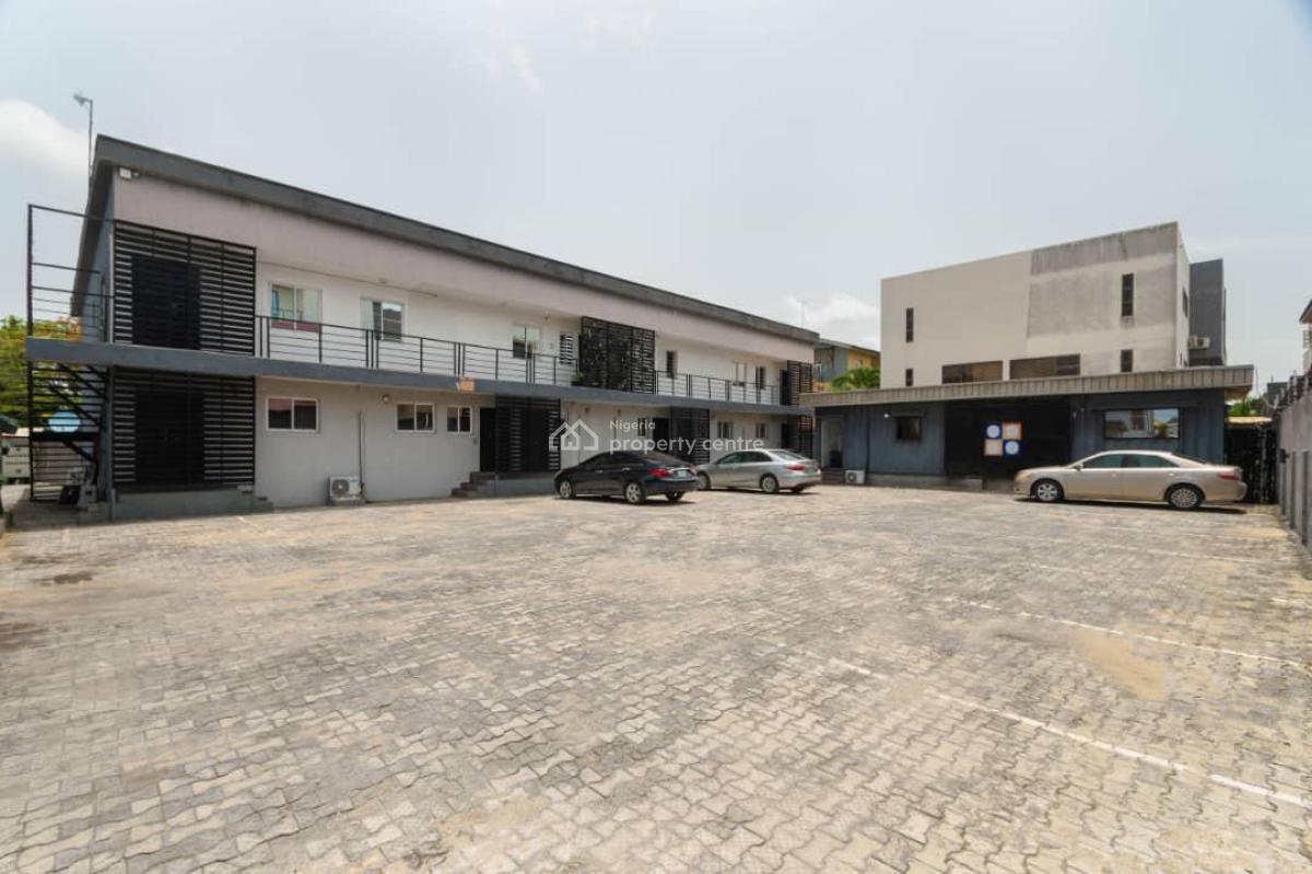 Two Bedroom Apartment, Lekki Phase 1, Lekki, Lagos, Flat / Apartment Short Let