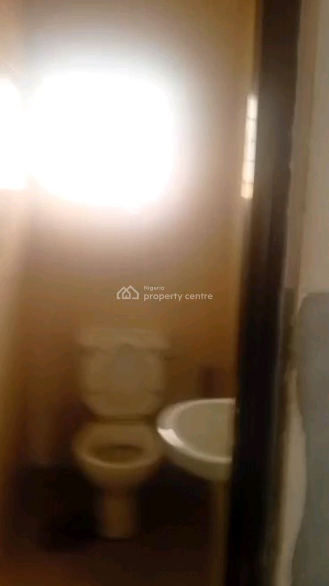 Standard 2 Bedroom Flat with 3 Toilets N Bath, Arowolo Street, Iwaya, Yaba, Lagos, Flat / Apartment for Rent