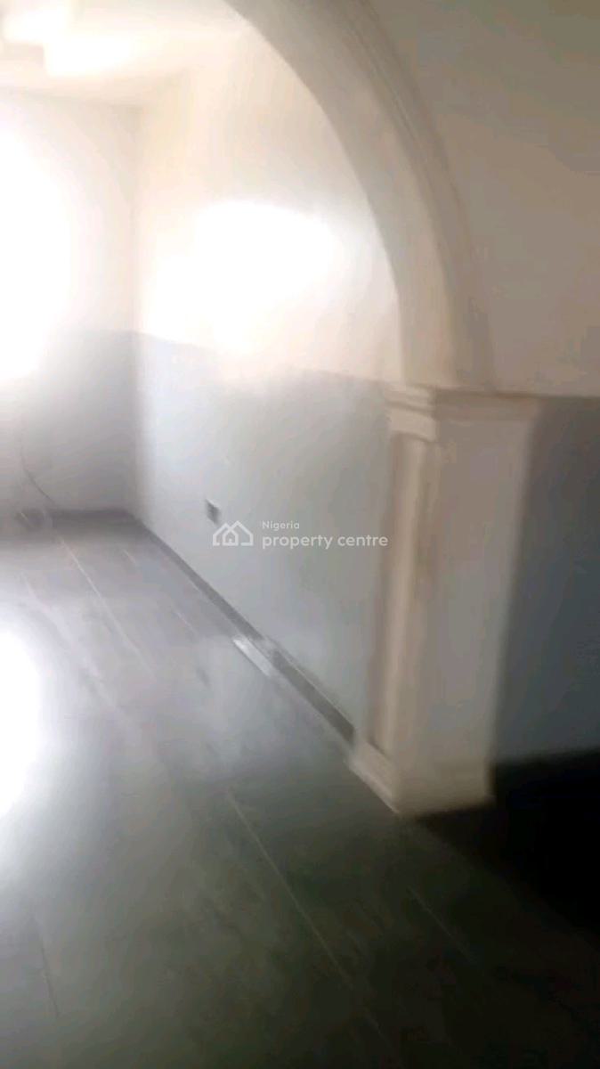 Standard 2 Bedroom Flat with 3 Toilets N Bath, Arowolo Street, Iwaya, Yaba, Lagos, Flat / Apartment for Rent