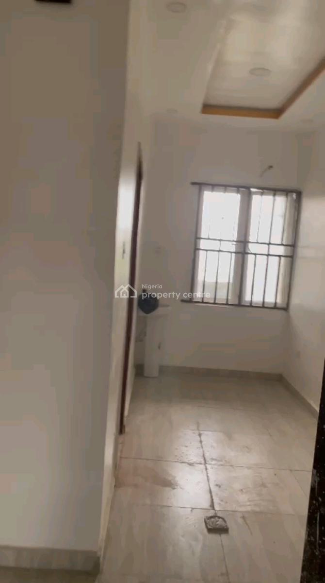 Standard and Spacious 2 Bedroom Flat, Agboyi, Alapere, Ketu, Lagos, Flat / Apartment for Rent