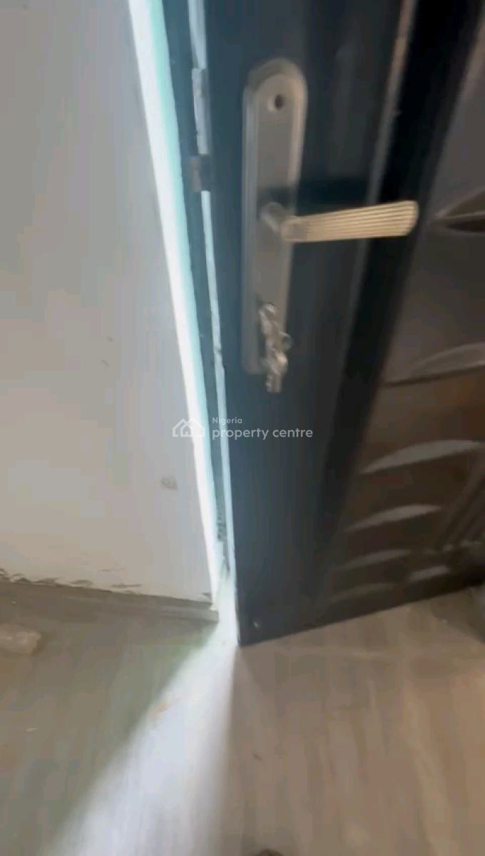 Newly Built Decent Spacious Mini Upflat and Down Flat with 2toilet, New Garage, Gbagada, Lagos, Mini Flat (room and Parlour) for Rent