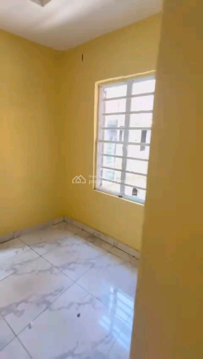 Decent Spacious Mini Upflat with 2t1b All Tilled with Spacious Kitchen, New Garage, Gbagada, Lagos, Mini Flat (room and Parlour) for Rent