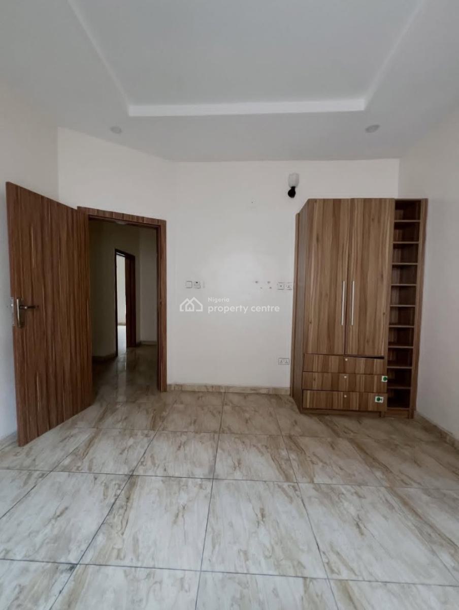 Serviced 4 Bedroom En-suite Terraced Duplex with Fitted Kitchen/pantry, Orchid Road, After Chevron Drive 2nd Toll Gate, Lekki Phase 2, Lekki, Lagos, Terraced Duplex for Rent