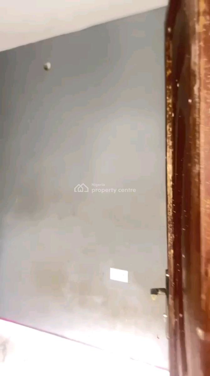 a Relatively New and Decent Miniflat, Upstairs with Kitchen Cabs, Onike, Yaba, Lagos, Mini Flat (room and Parlour) for Rent