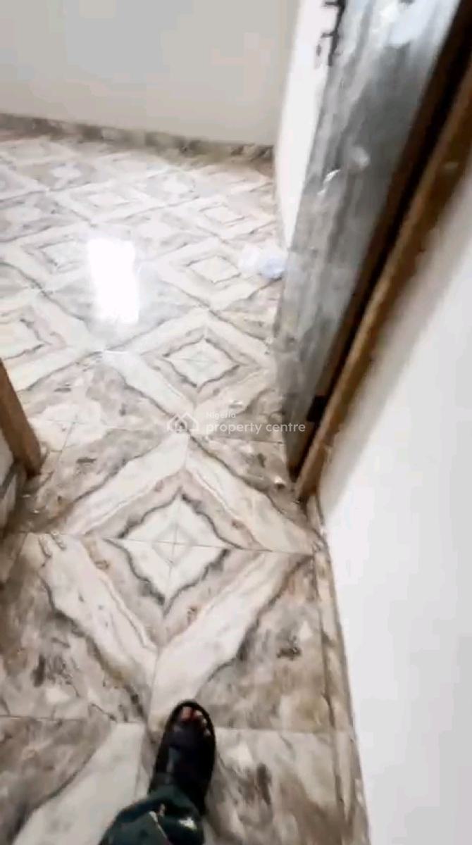 a Decent and Standard Miniflat, Upstairs with 2t2b, Screeded Walls,, Off Morocco Road, Shomolu, Lagos, Mini Flat (room and Parlour) for Rent