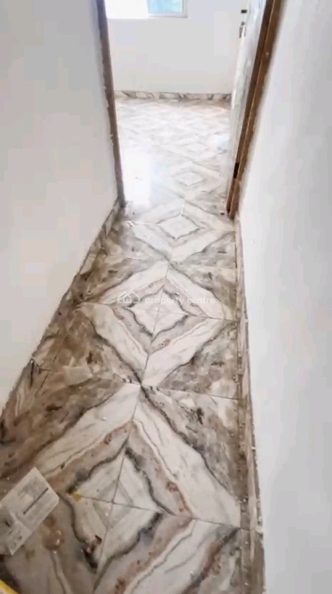 a Decent and Standard Miniflat, Upstairs with 2t2b, Screeded Walls,, Off Morocco Road, Shomolu, Lagos, Mini Flat (room and Parlour) for Rent