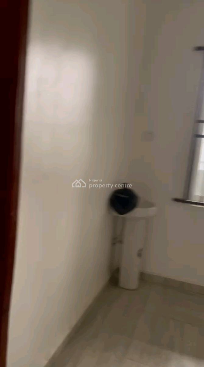 Luxury Newly Built Six 2-bedroom En-suite Flats with Guest Toilet, Off Agboyi Road, Alapere, Ketu, Lagos, Flat / Apartment for Rent