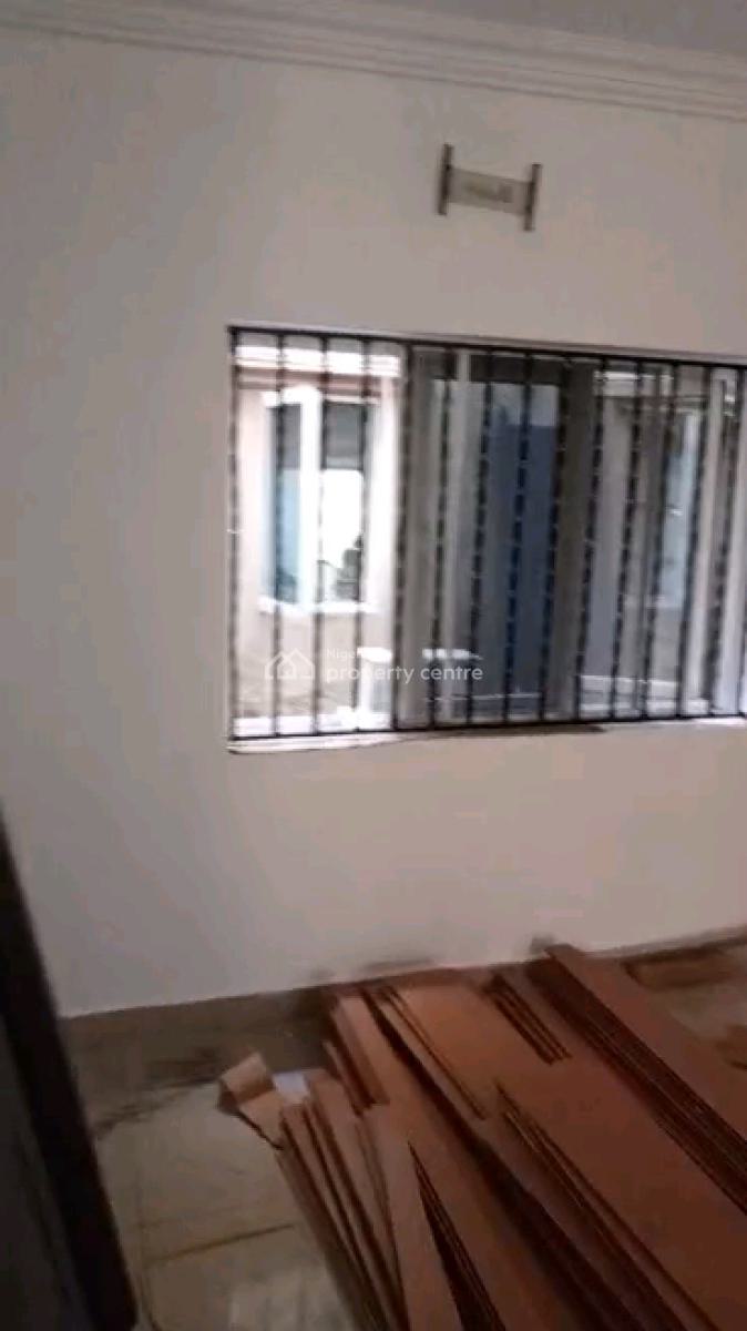 Nicely Renovated 3 Bedrooms Ground Flat, Gbagada, Lagos, Flat / Apartment for Rent