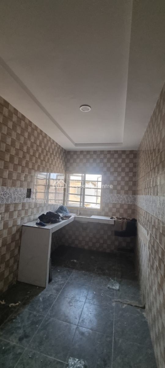 a Newly Built and Sharp 2brm Apartment, Off Okunajah Junction Wale Alimi, Lekki, Lagos, Flat / Apartment for Rent