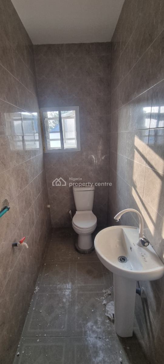 a Newly Built and Sharp 2brm Apartment, Off Okunajah Junction Wale Alimi, Lekki, Lagos, Flat / Apartment for Rent