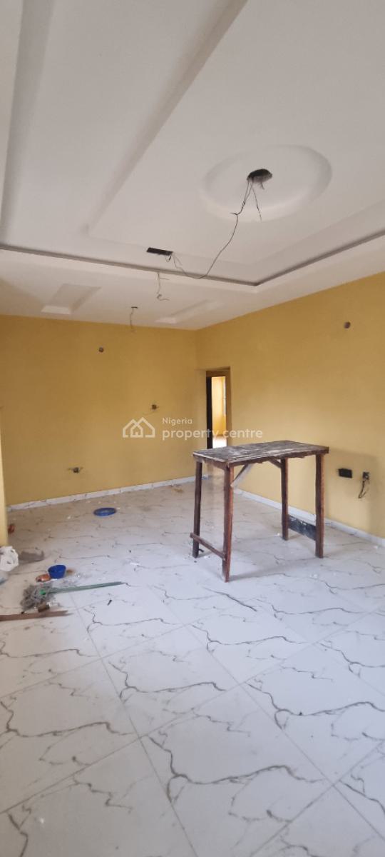 a Newly Built and Sharp 2brm Apartment, Off Okunajah Junction Wale Alimi, Lekki, Lagos, Flat / Apartment for Rent