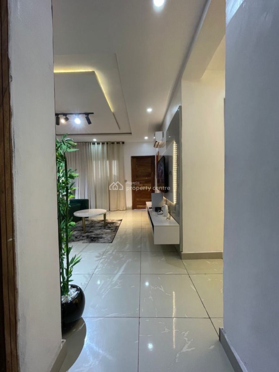 Highrise 1 Bedroom with Ps5 and Swimming Pool, Lekki, Ikate, Lekki, Lagos, Mini Flat (room and Parlour) Short Let