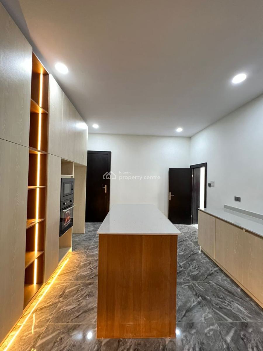 a Brand New 3 Bedrooms Missionette at Ikoyi., Ikoyi, Lagos, House for Rent