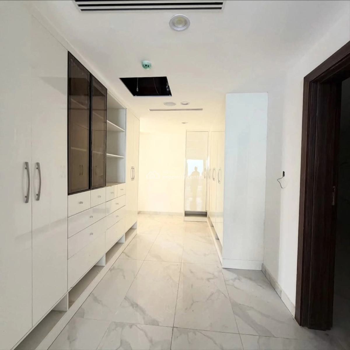 Newly Built 6bedrooms Fully Detached Duplex with a Maids Room for Sal, Guzape District, Abuja, House for Sale