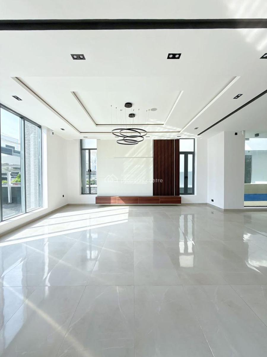 Gracefully Carved 5 Bed Luxury Smart Home with Swimming Pool and Bq, Lekki County, Lekki, Lagos, House for Sale