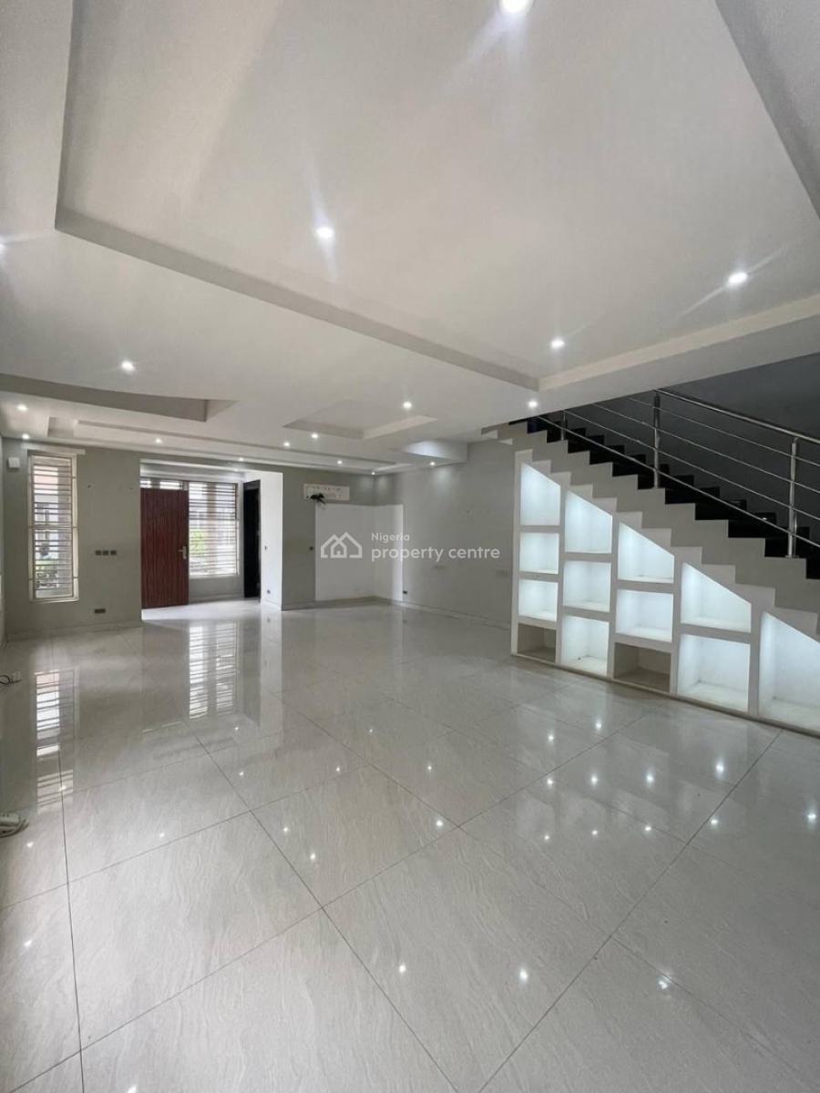 5 Bedroom Semi Detached Duplex + Bq, Service 5bedroom Semi-detached Duplex +bq, Osapa, Lekki, Lagos, Semi-detached Duplex for Sale