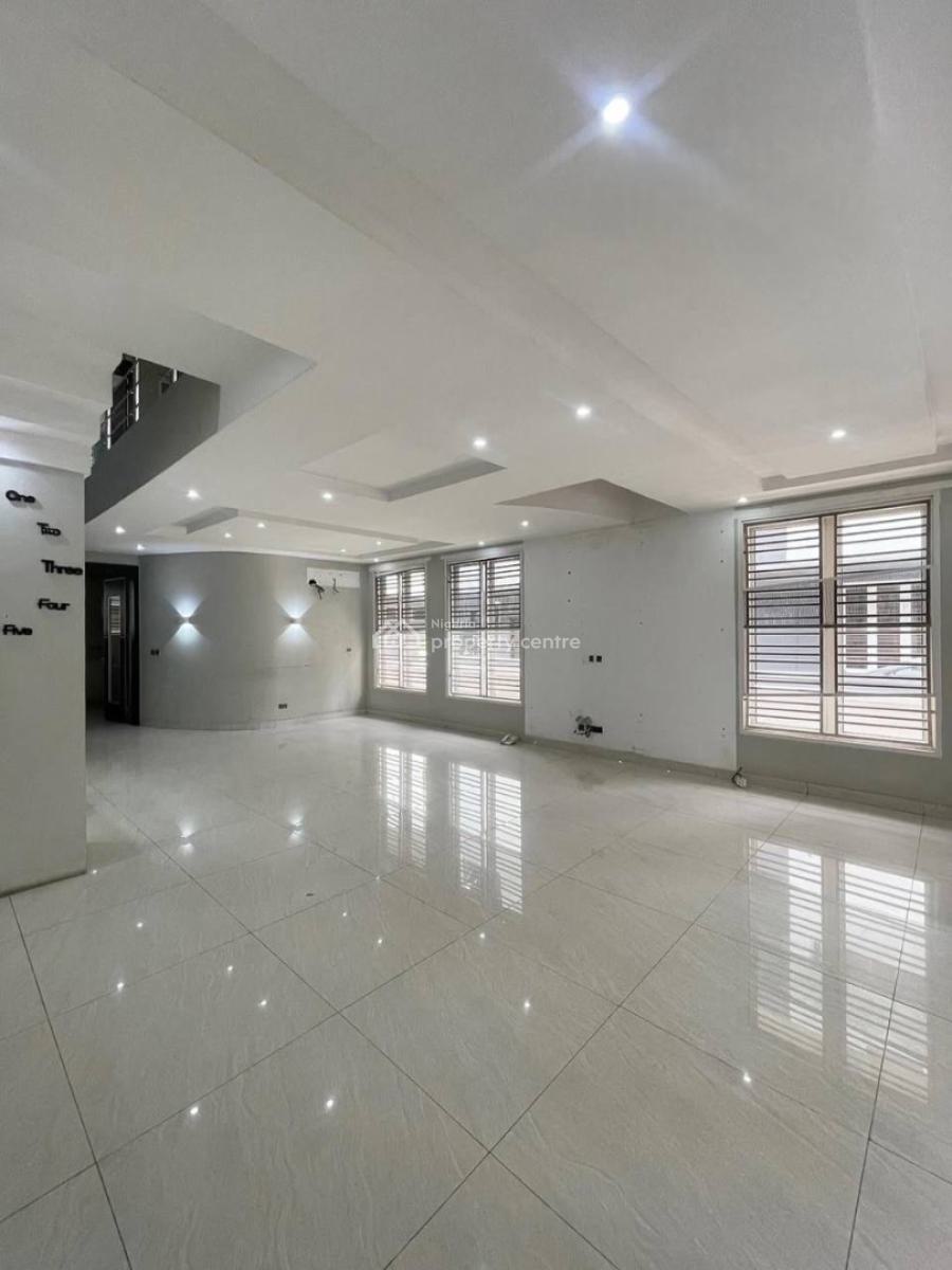 5 Bedroom Semi Detached Duplex + Bq, Service 5bedroom Semi-detached Duplex +bq, Osapa, Lekki, Lagos, Semi-detached Duplex for Sale