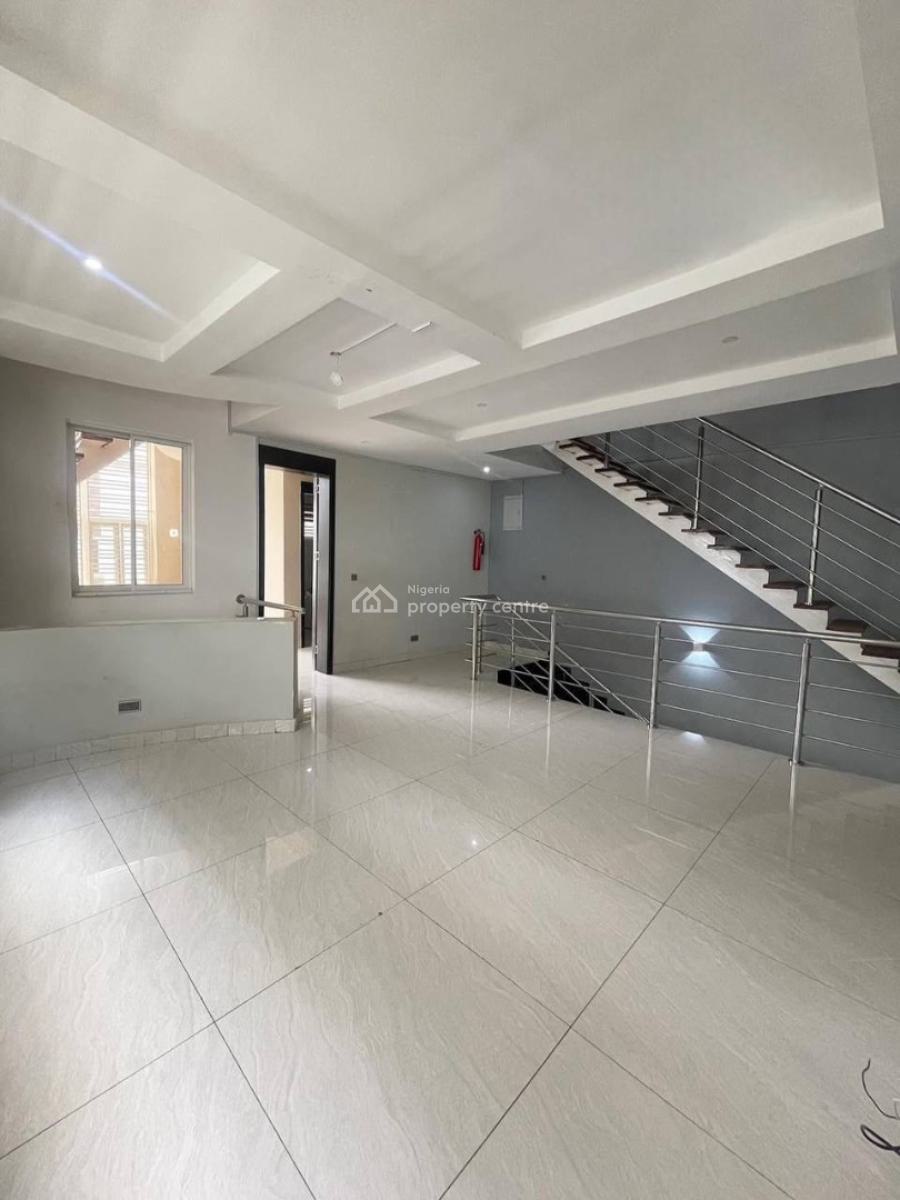 5 Bedroom Semi Detached Duplex + Bq, Service 5bedroom Semi-detached Duplex +bq, Osapa, Lekki, Lagos, Semi-detached Duplex for Sale